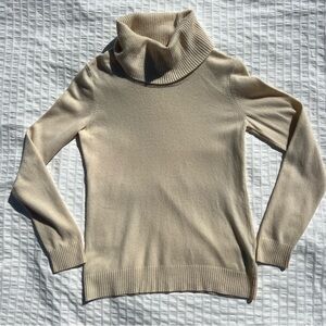 Uniqlo Premium Ivory Wool Cashmere Blend Turtleneck Sweater, M